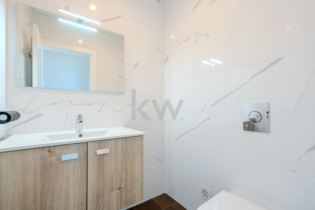 Moradia T3 para Venda em Barcarena Foto 5