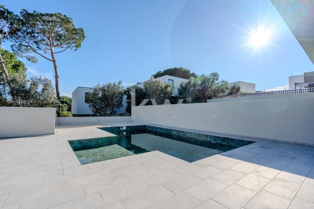 Moradia T3 para Venda em Barcarena Foto 10