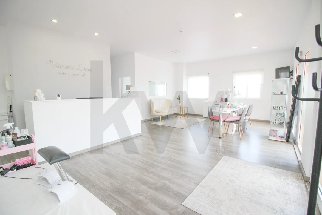 Loja para Venda em São Roque do Faial Foto 3