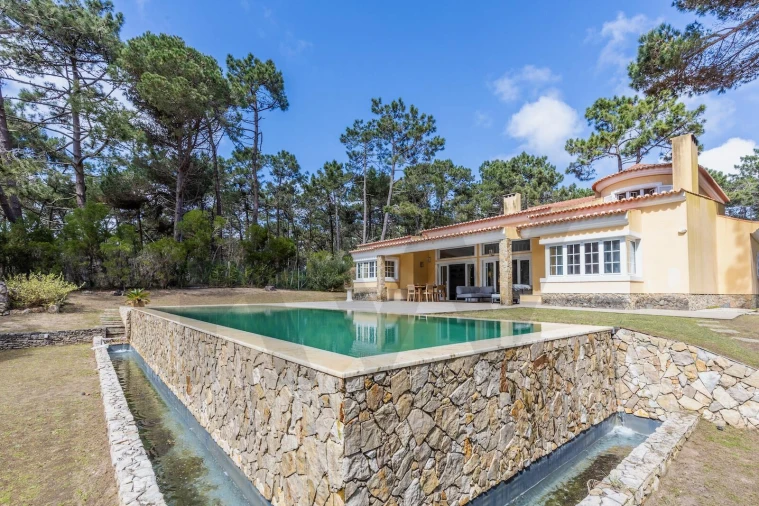 Moradia T6 para Venda em Colares Foto 43