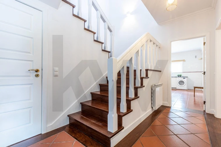 Moradia T6 para Venda em Colares Foto 31