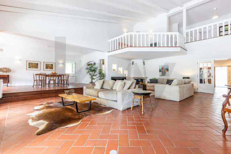 Moradia T6 para Venda em Colares Foto 14