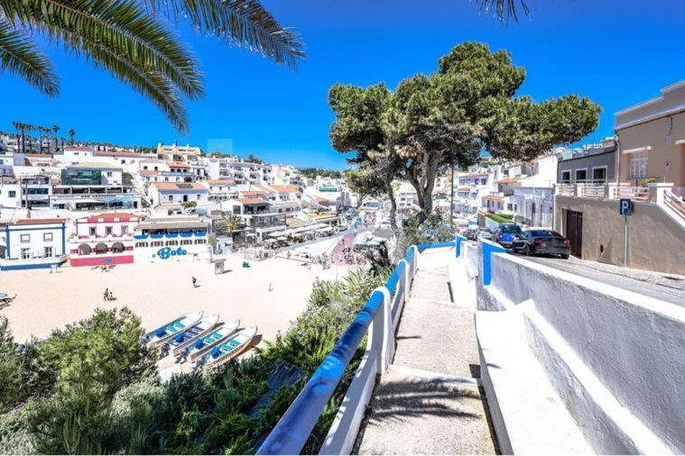 Moradia T1 para Venda em Lagoa e Carvoeiro Foto 22