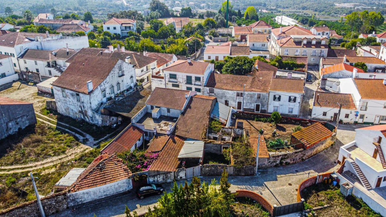 Moradia T1 para Venda em Alcobaça e Vestiaria Foto 4