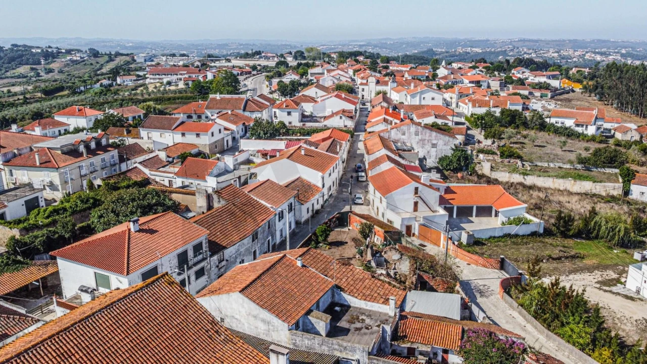 Moradia T1 para Venda em Alcobaça e Vestiaria Foto 5