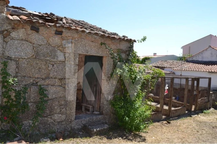 Moradia T3 para Venda em Vale de Prazeres e Mata da Rainha Foto 61