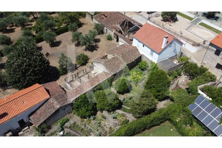 Moradia T3 para Venda em Vale de Prazeres e Mata da Rainha Foto 24