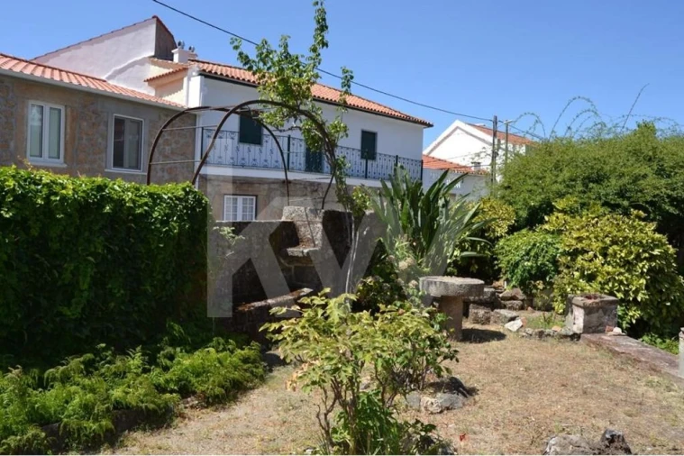 Moradia T3 para Venda em Vale de Prazeres e Mata da Rainha Foto 54