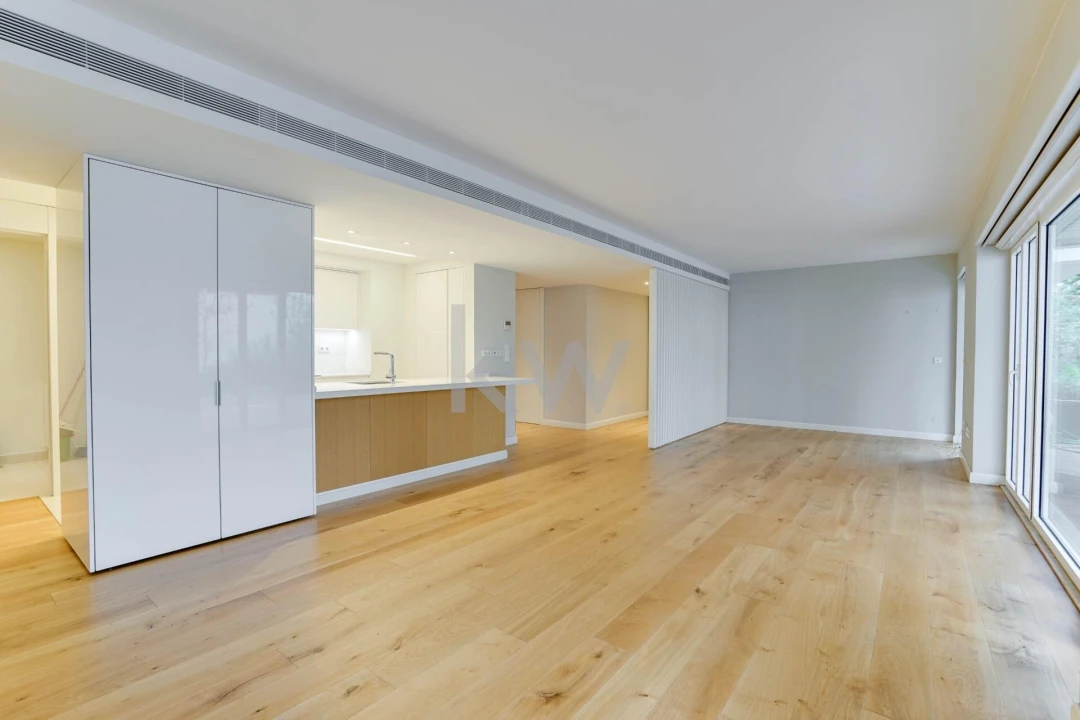 Apartamento T2 para Venda em Santo António Foto 6
