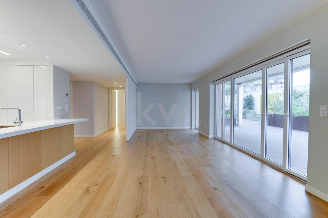 Apartamento T2 para Venda em Santo António Foto 2