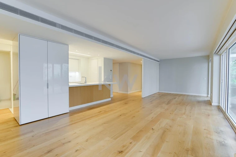 Apartamento T2 para Venda em Santo António Foto 6