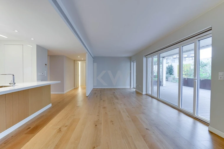 Apartamento T2 para Venda em Santo António Foto 2