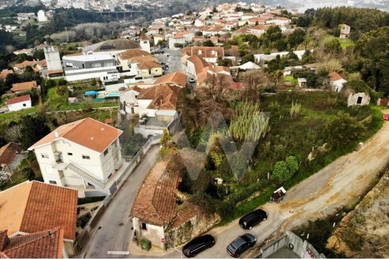 Moradia T11 para Venda em Avintes Foto 13