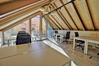 Escritório para Arrendamento em Alcantara