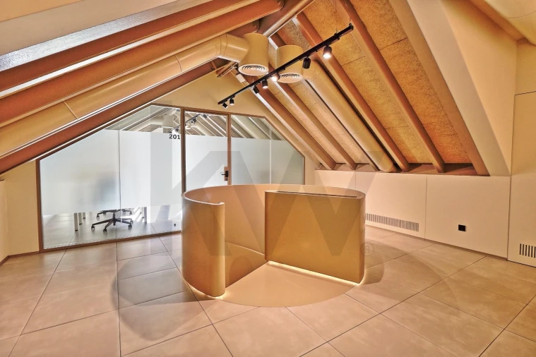 Escritório para Arrendamento em Alcantara Foto 15