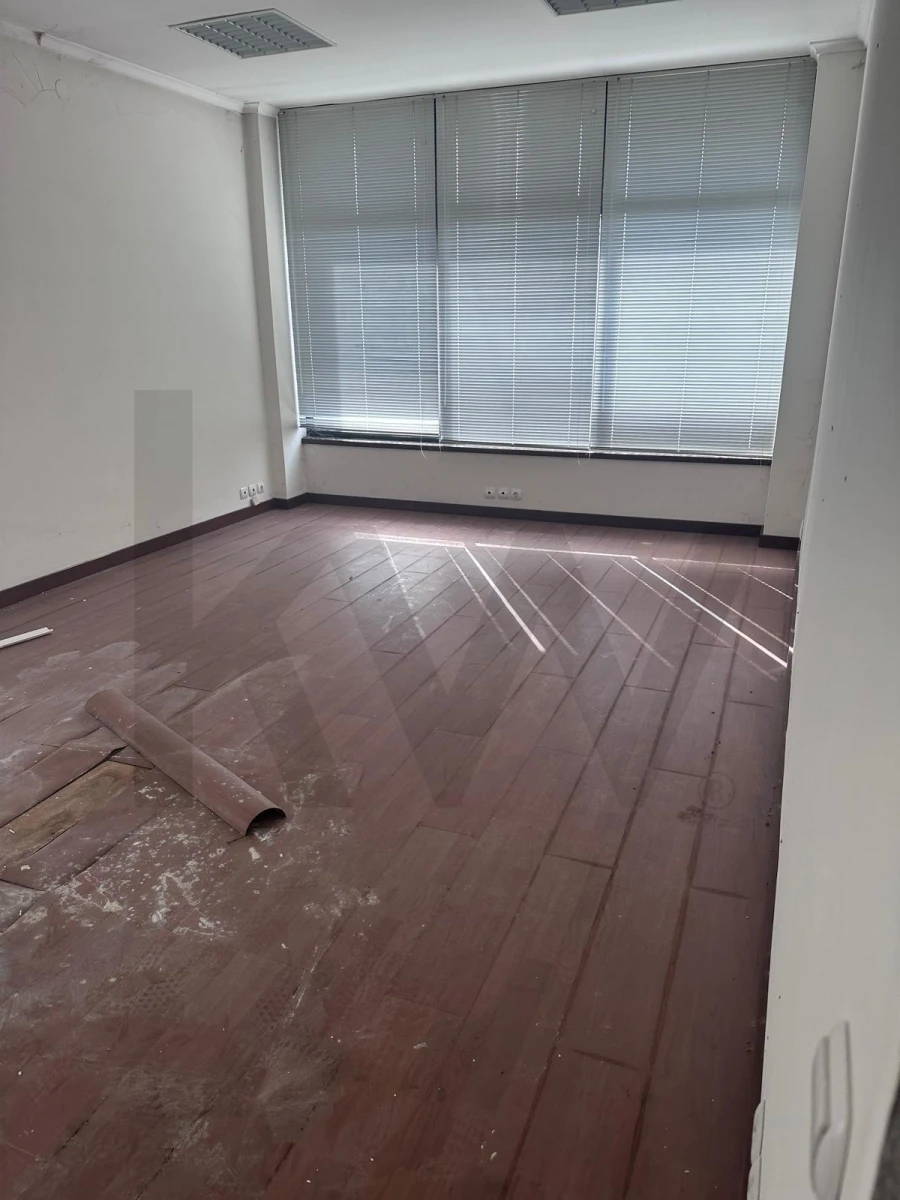 Prédio para Arrendamento em Perafita, Lavra e Santa Cruz do Bispo Foto 9