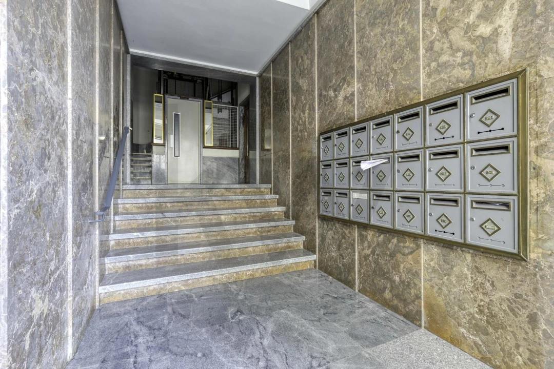 Apartamento T1 para Arrendamento em Alvalade Foto 22