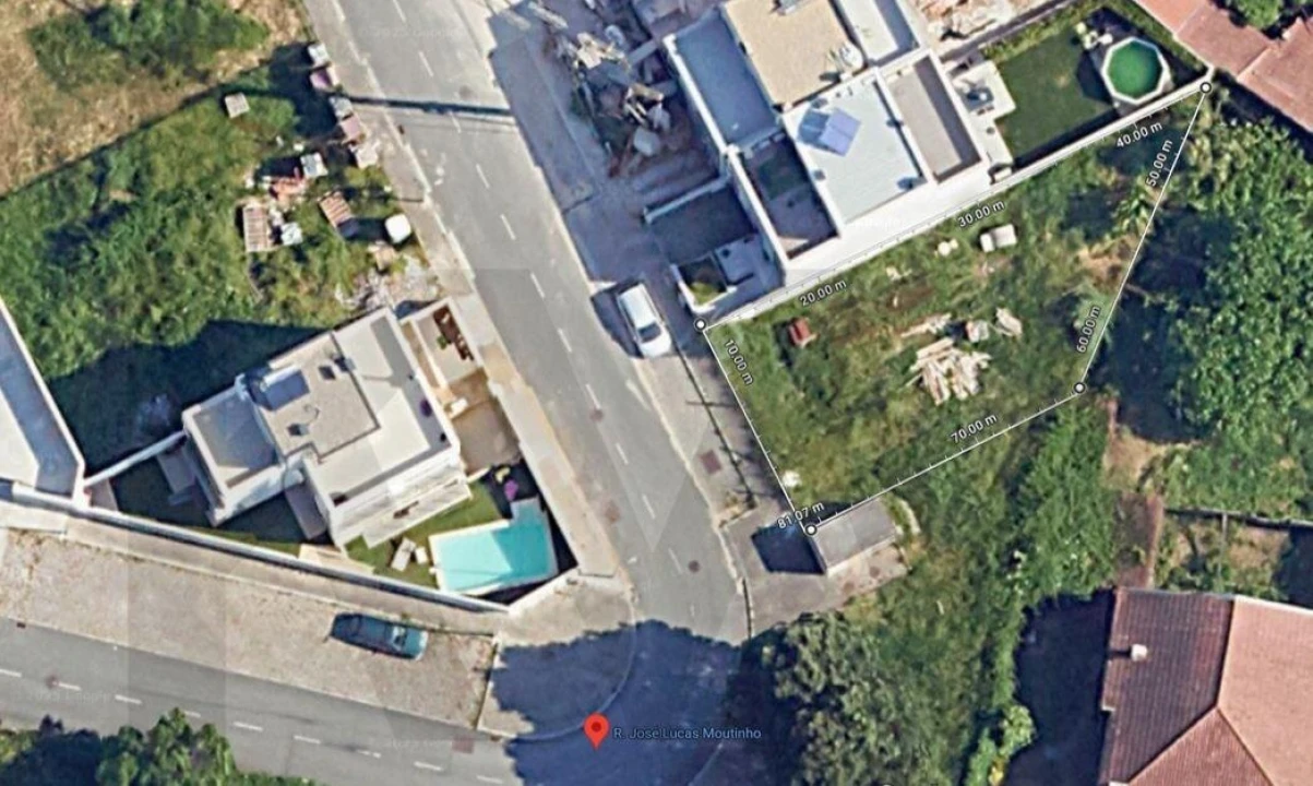 Terreno para Venda em Baguim do Monte (Rio Tinto) Foto 1