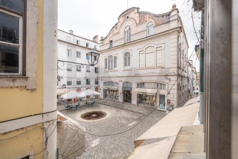 Prédio para Venda em São Martinho do Bispo e Ribeira de Frades Foto 16
