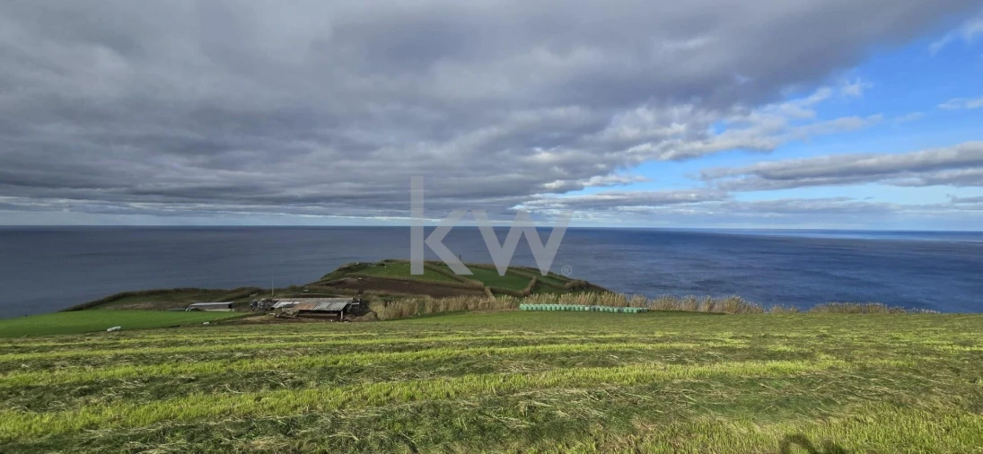 Terreno para Venda em Ribeirinha Foto 9
