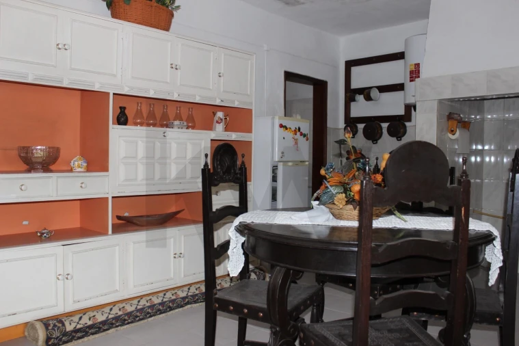 Moradia T4 para Venda em Cano Foto 35