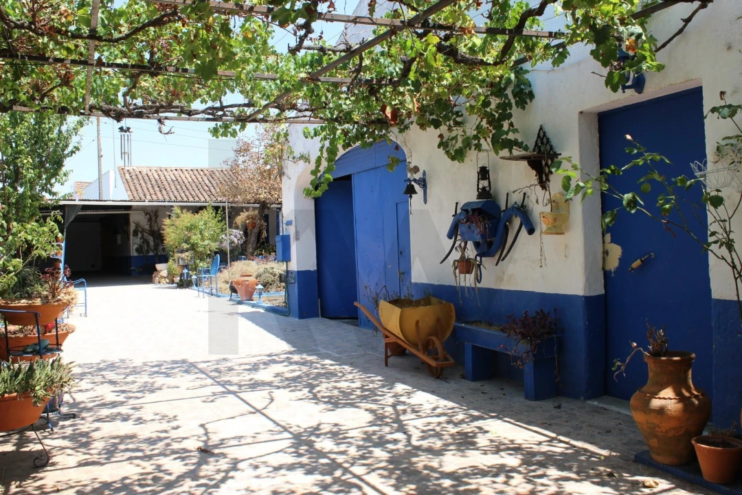 Moradia T4 para Venda em Cano Foto 1