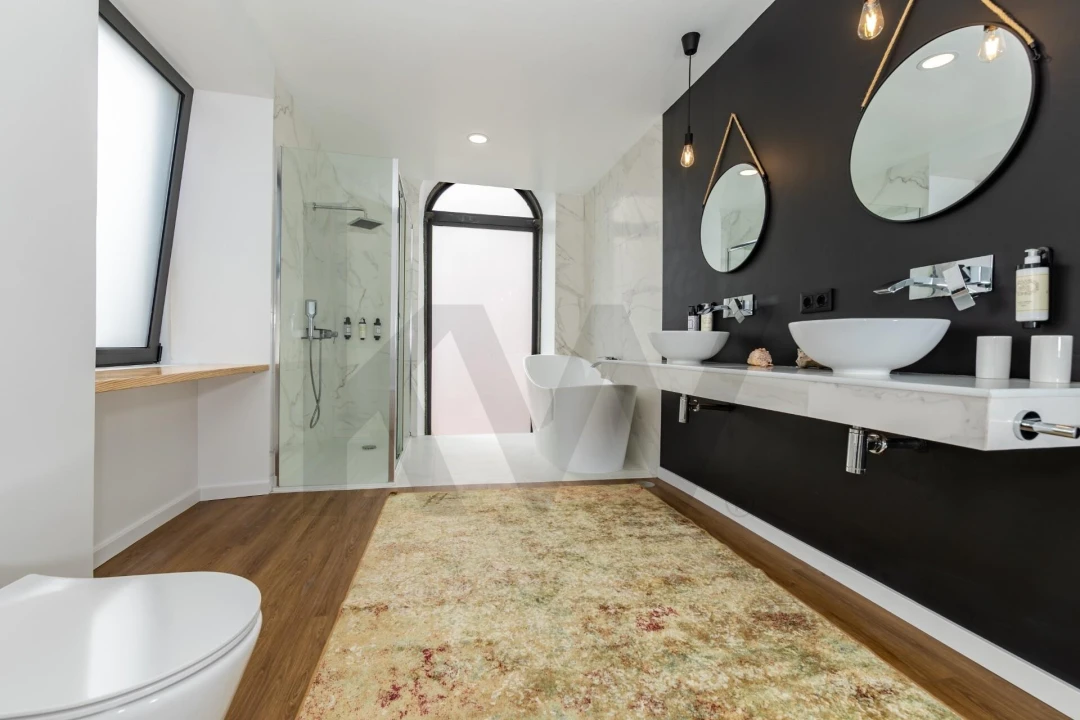 Moradia T5 para Venda em Lagoa (Nossa Senhora do Rosario) Foto 3