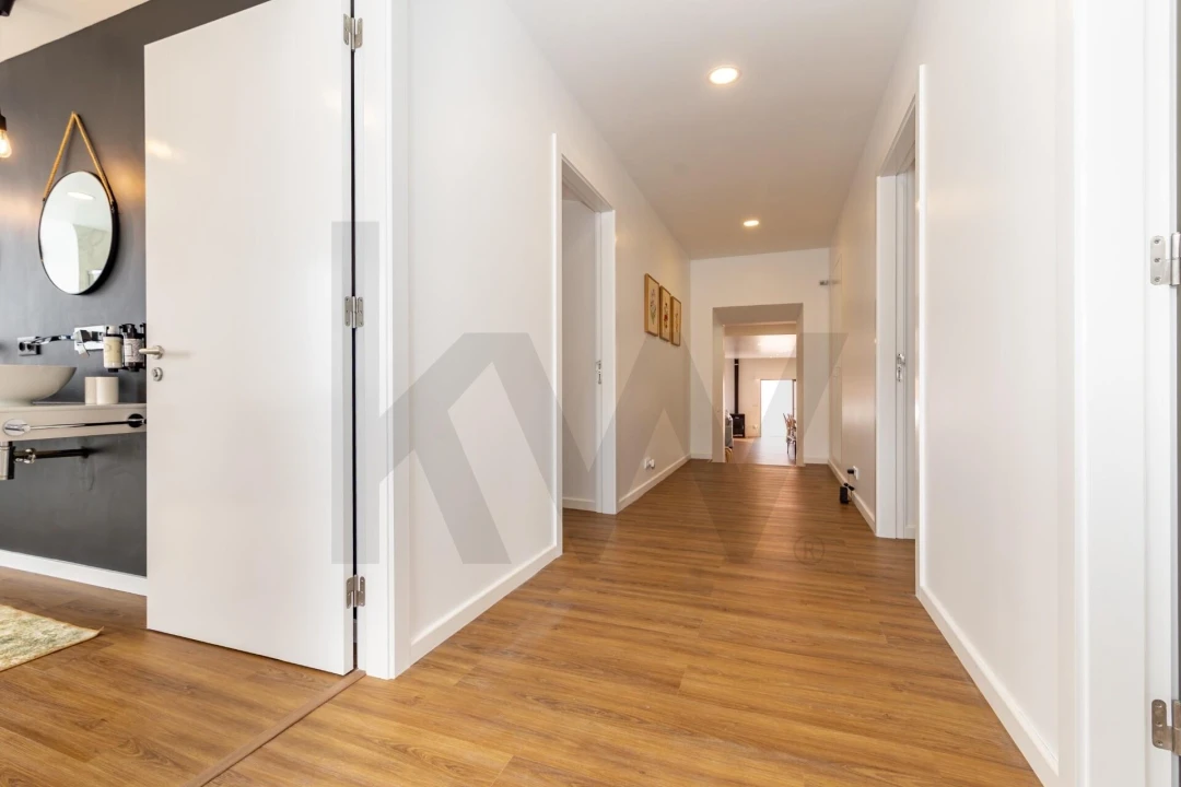 Moradia T5 para Venda em Lagoa (Nossa Senhora do Rosario) Foto 23