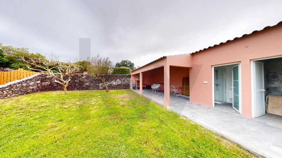 Moradia T5 para Venda em Lagoa (Nossa Senhora do Rosario) Foto 5