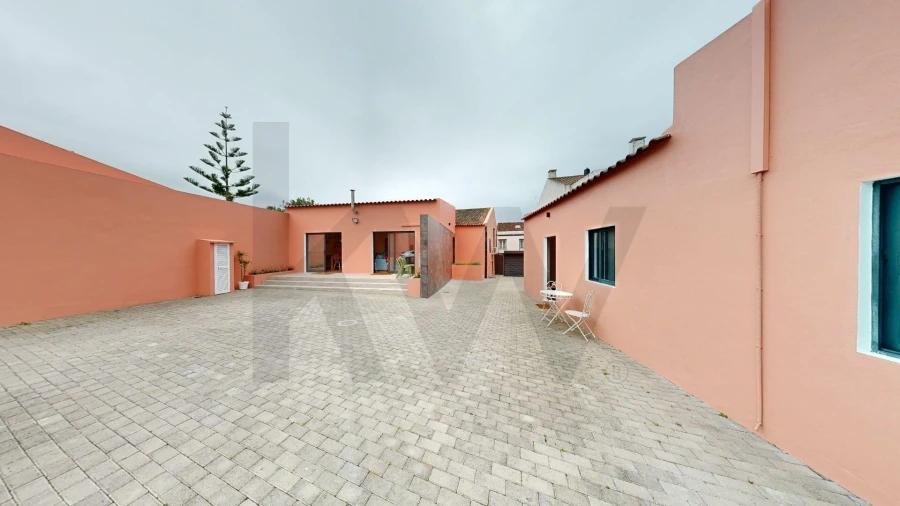 Moradia T5 para Venda em Lagoa (Nossa Senhora do Rosario) Foto 31