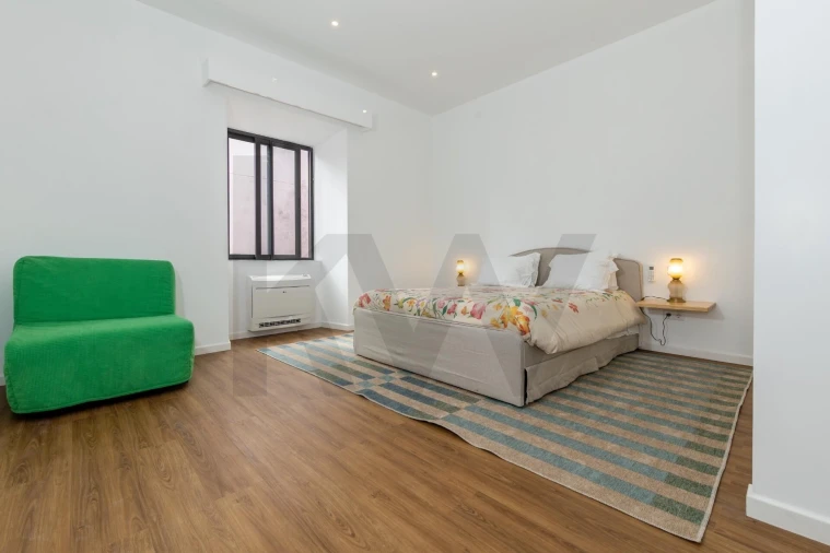 Moradia T5 para Venda em Lagoa (Nossa Senhora do Rosario) Foto 9