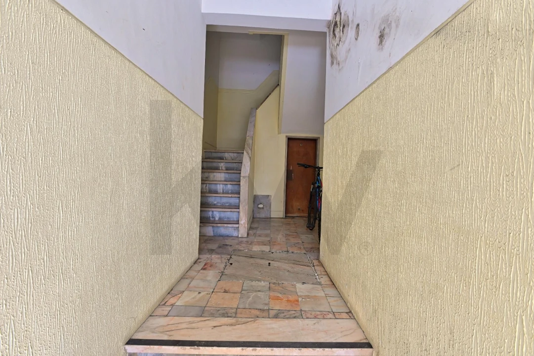 Prédio para Venda em Encosta do Sol Foto 24