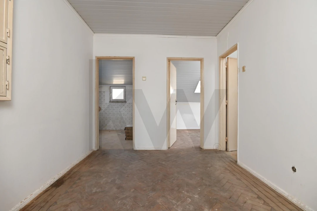 Prédio para Venda em Encosta do Sol Foto 15