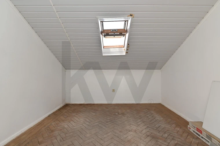 Prédio para Venda em Encosta do Sol Foto 16