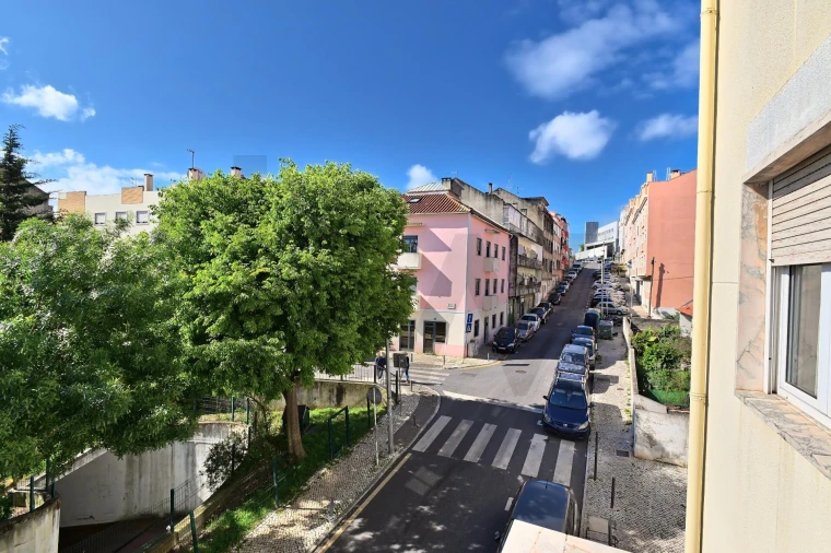 Prédio para Venda em Encosta do Sol Foto 5