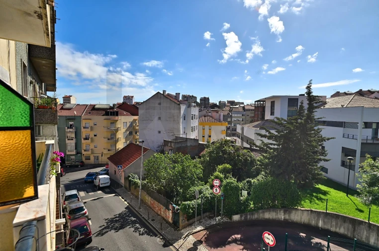 Prédio para Venda em Encosta do Sol Foto 4