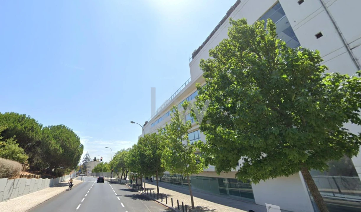 Negócio para Venda em Algés, Linda-A-Velha e Cruz Quebrada-Dafundo Foto 13