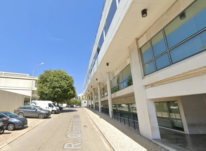 Negócio para Venda em Algés, Linda-A-Velha e Cruz Quebrada-Dafundo Foto 10