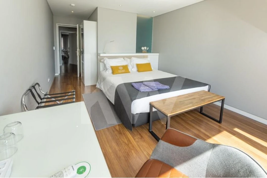 Moradia T9 para Venda em Ponta Delgada (São Sebastião) Foto 54