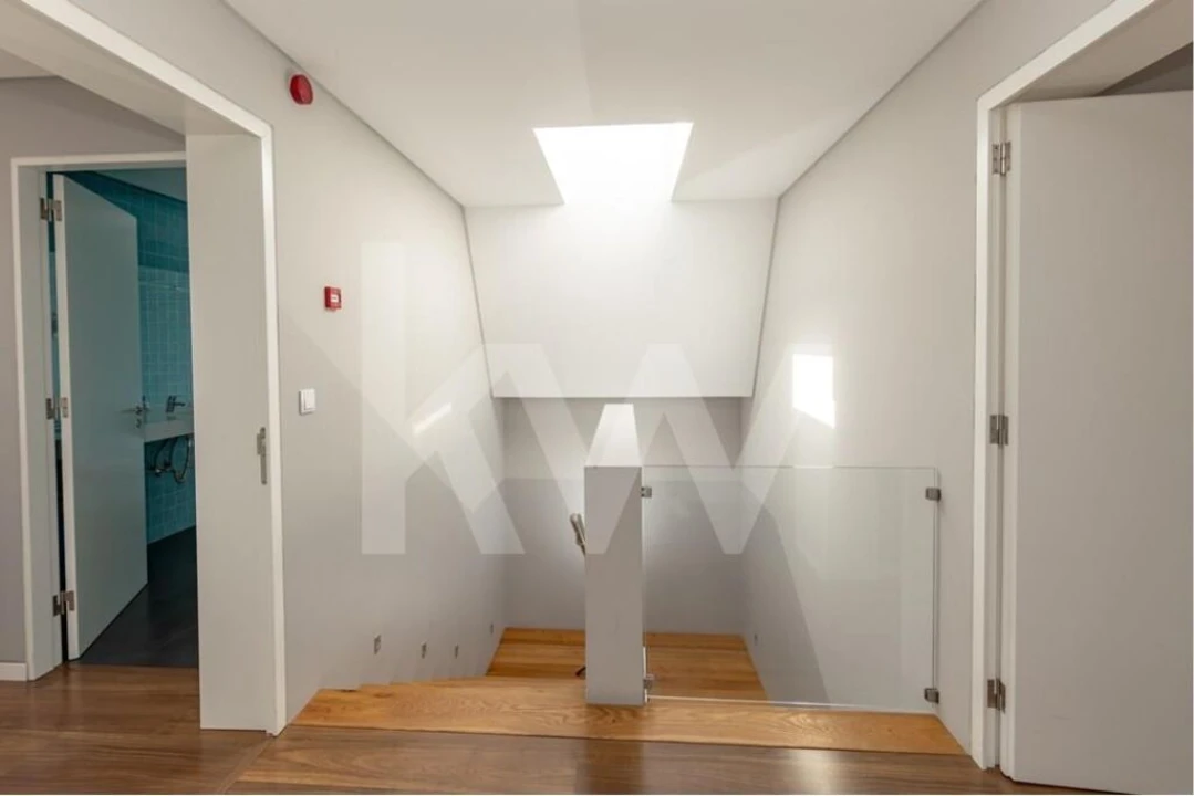 Moradia T9 para Venda em Ponta Delgada (São Sebastião) Foto 45