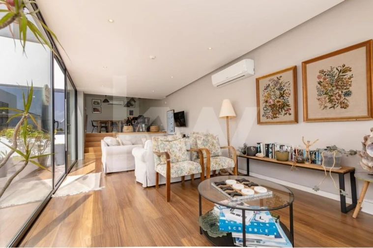 Moradia T9 para Venda em Ponta Delgada (São Sebastião) Foto 18