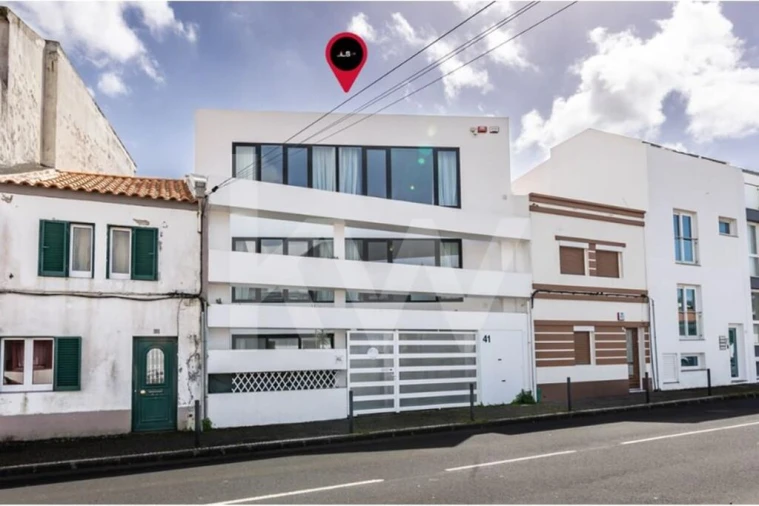 Moradia T9 para Venda em Ponta Delgada (São Sebastião) Foto 24