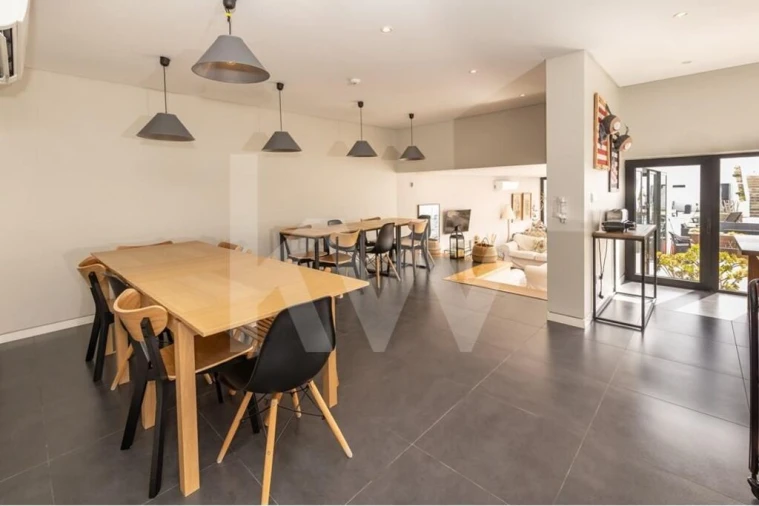 Moradia T9 para Venda em Ponta Delgada (São Sebastião) Foto 13