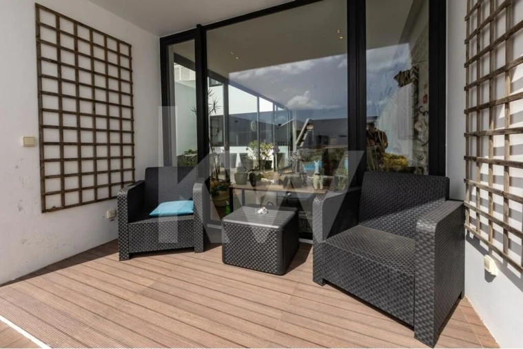 Moradia T9 para Venda em Ponta Delgada (São Sebastião) Foto 22