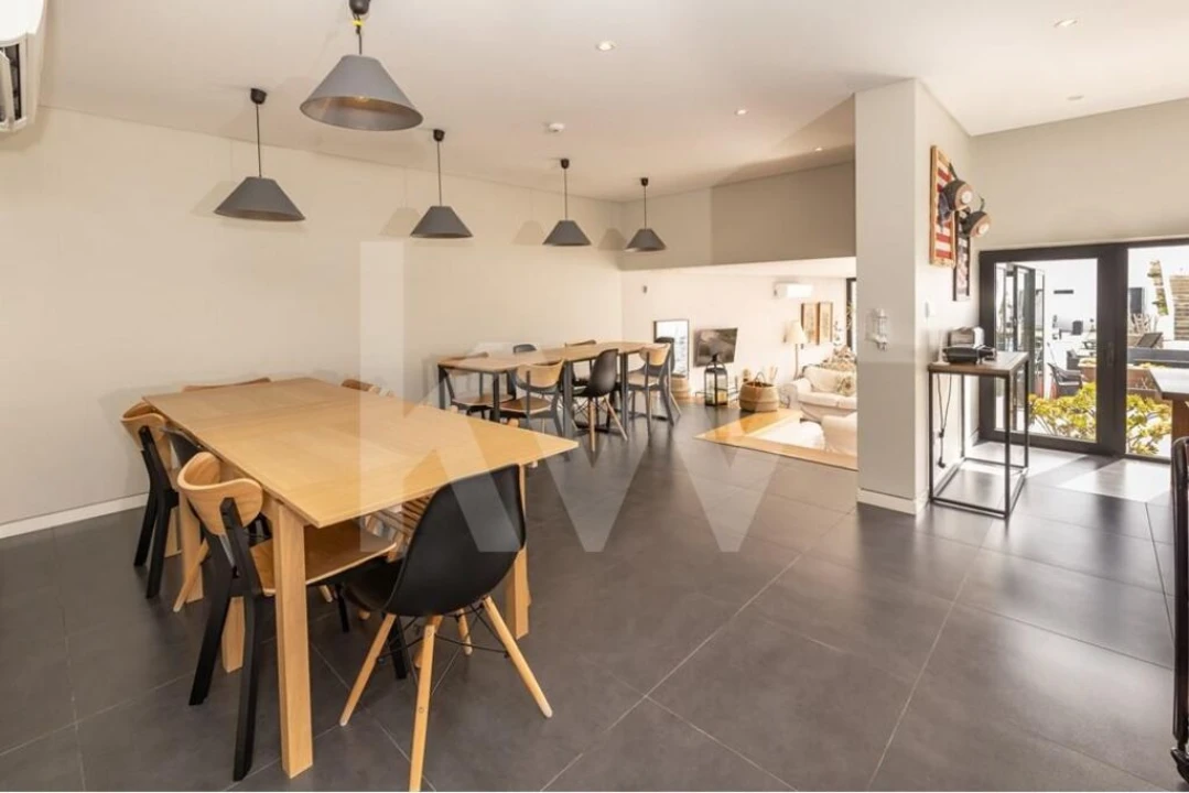 Moradia T9 para Venda em Ponta Delgada (São Sebastião) Foto 13