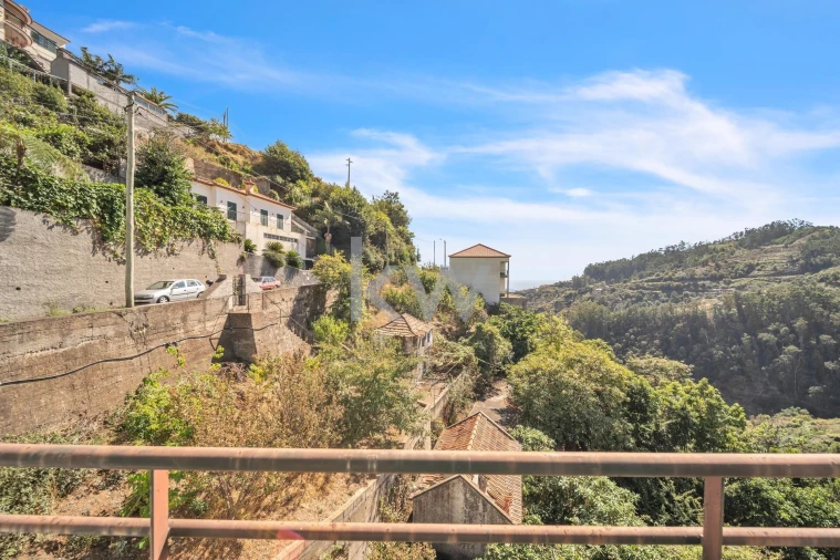 Moradia T3 para Venda em Jardim da Serra Foto 27