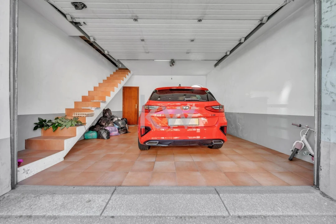 Moradia T3 para Venda em Jardim da Serra Foto 38