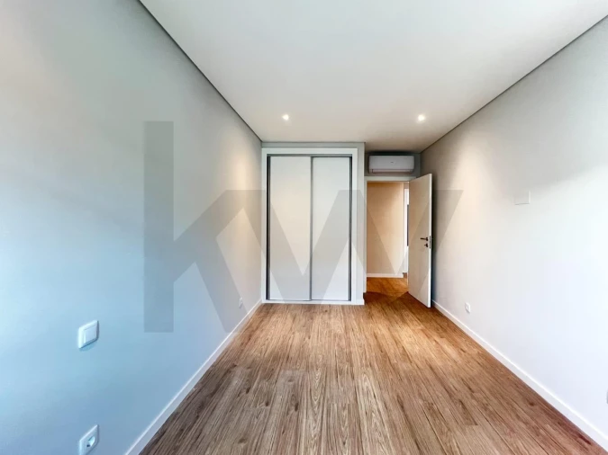 Apartamento T3 para Venda em Montenegro Foto 11