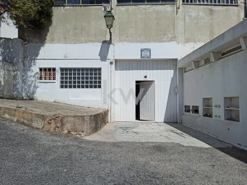Moradia T2 para Venda em Cascais e Estoril