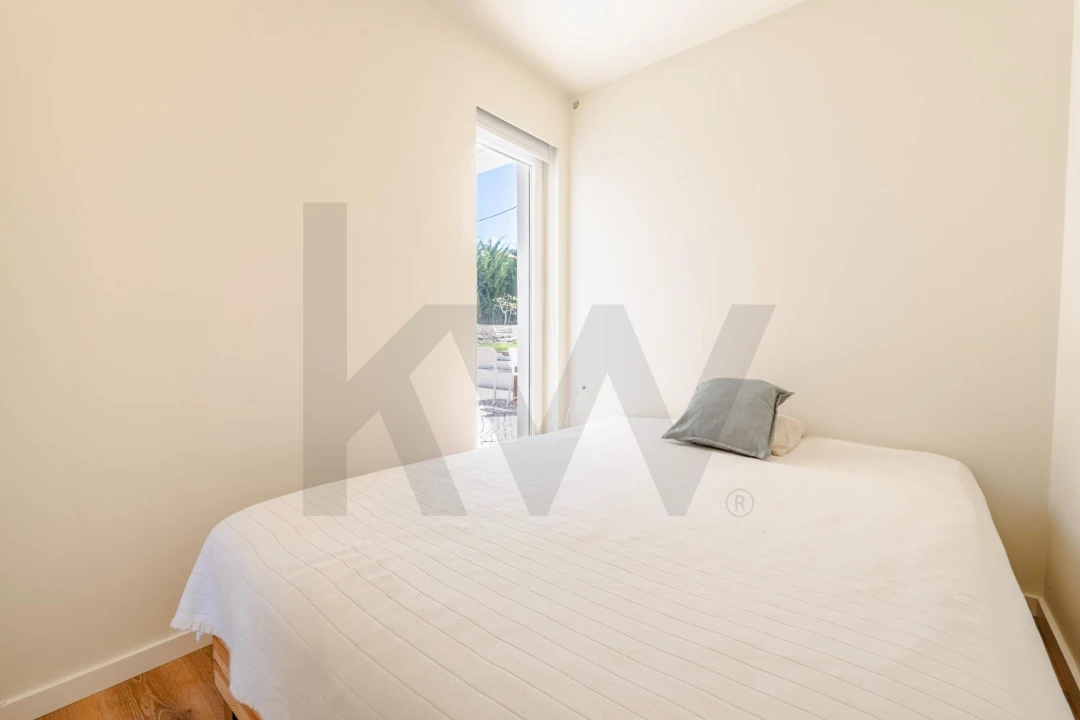 Moradia T3 para Venda em Colares Foto 12